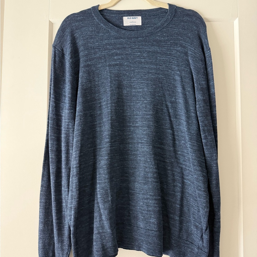 Old Navy Men’s Crew Neck Sweater